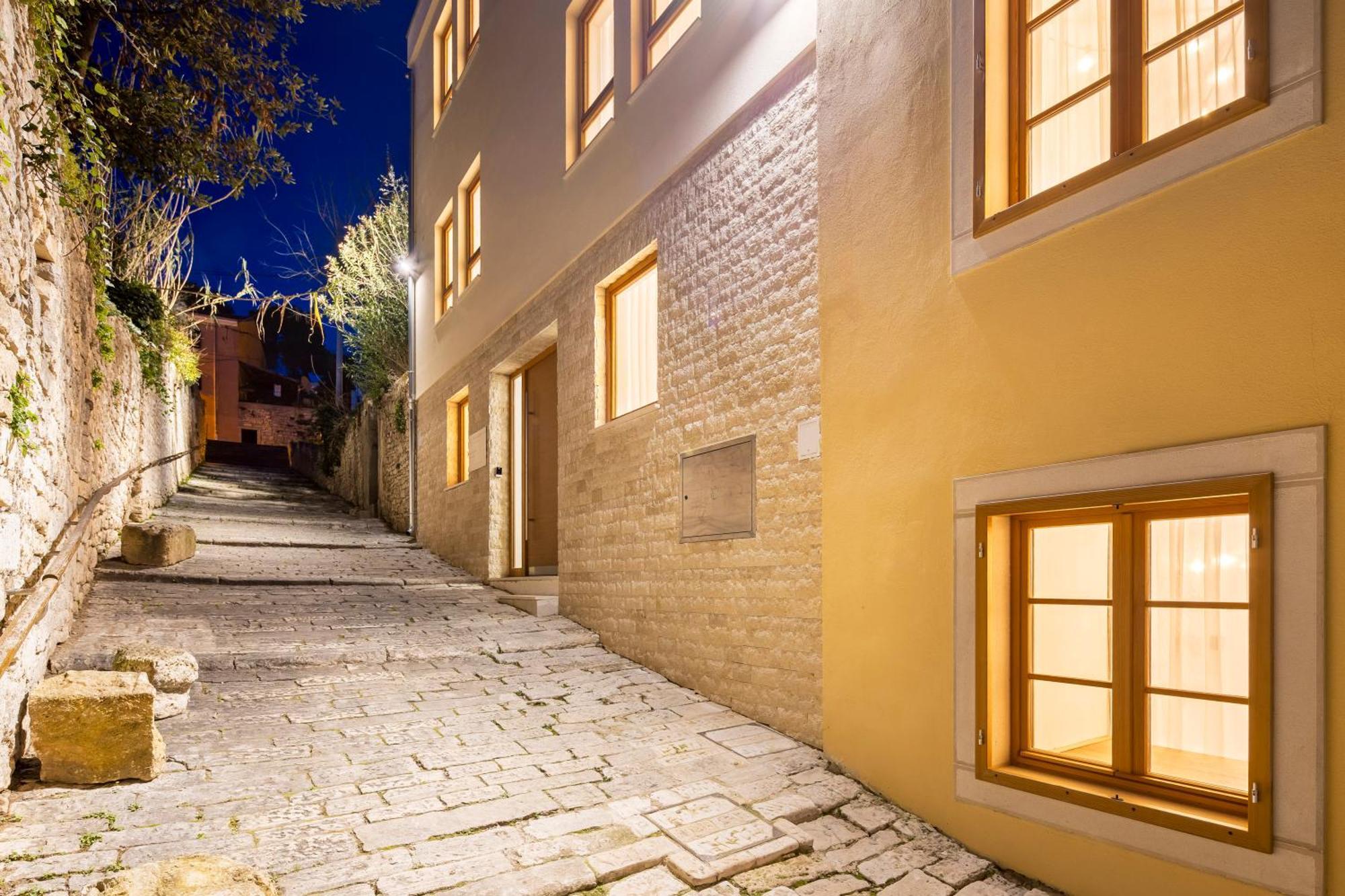 Pula Residence Rooms And Apartments Old City Center 外观 照片