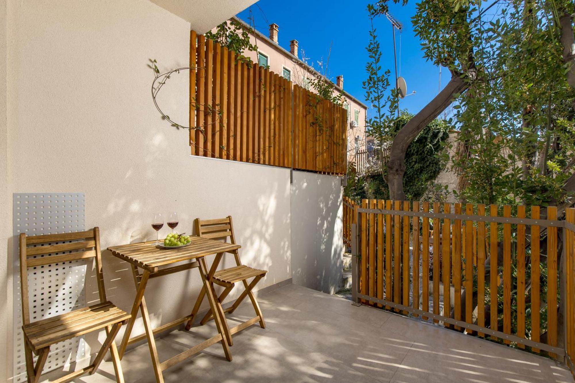 Pula Residence Rooms And Apartments Old City Center 外观 照片