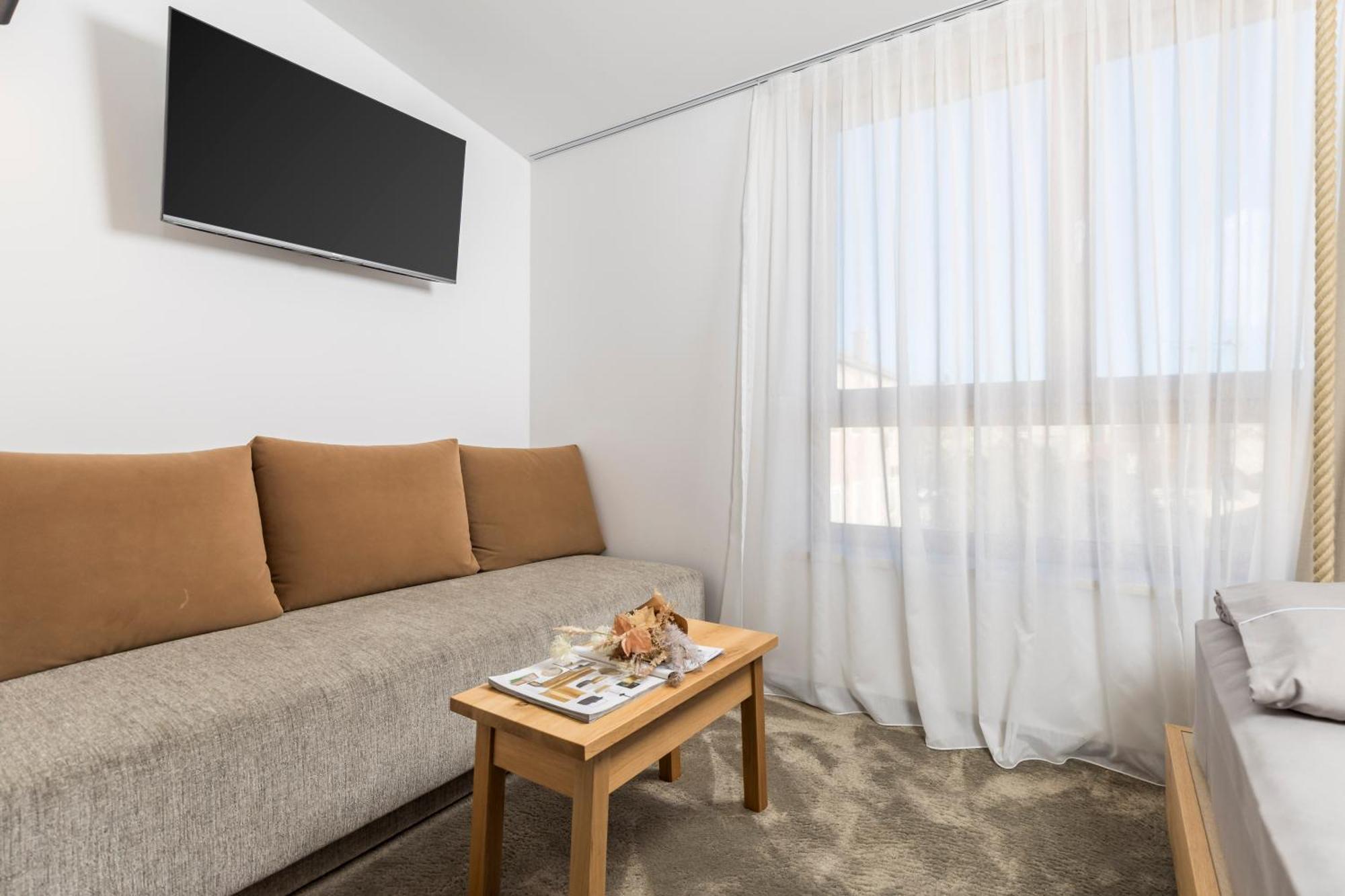 Pula Residence Rooms And Apartments Old City Center 外观 照片
